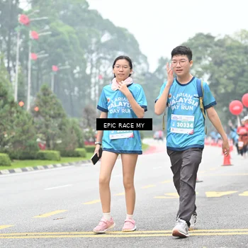 Runner Photo 7038823