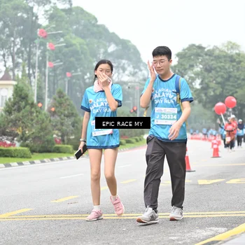 Runner Photo 7038824