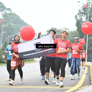Runner Photo 7038844