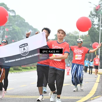 Runner Photo 7038853