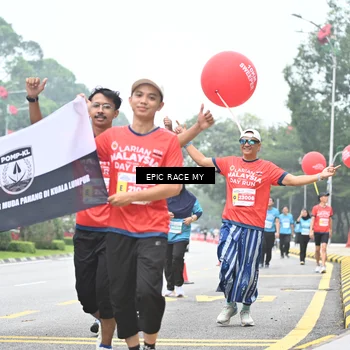 Runner Photo 7038857