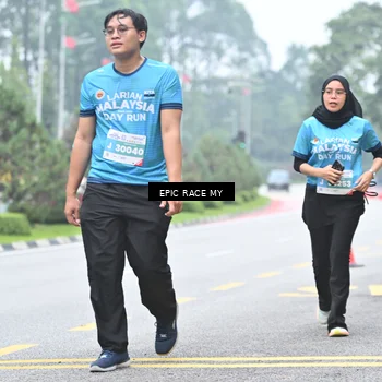 Runner Photo 7038875