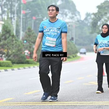 Runner Photo 7038881