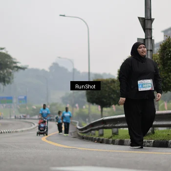 Runner Photo 7038897