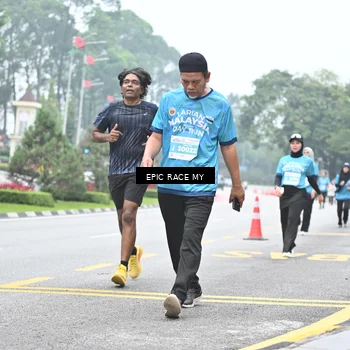 Runner Photo 7038898