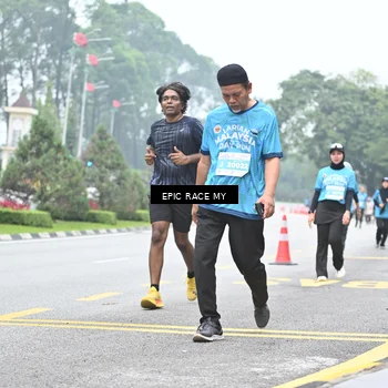 Runner Photo 7038902