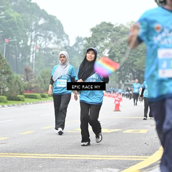 Runner Photo 7038913