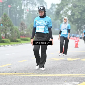 Runner Photo 7038916