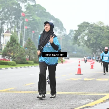 Runner Photo 7038921