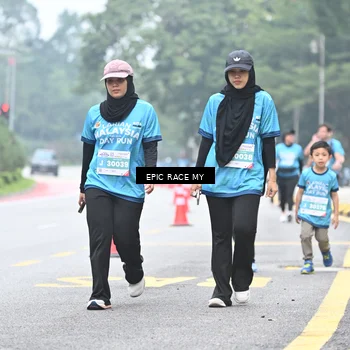 Runner Photo 7038939