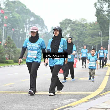 Runner Photo 7038949