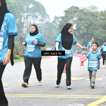 Runner Photo 7038955