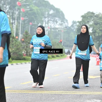 Runner Photo 7038959
