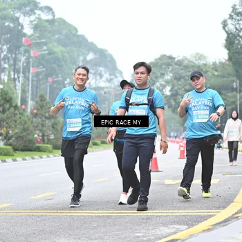 Runner Photo 7038980