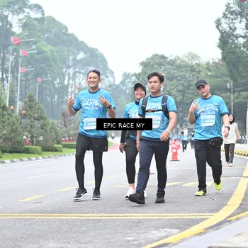 Runner Photo 7038983