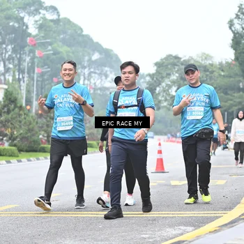 Runner Photo 7038984