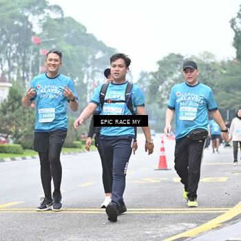 Runner Photo 7038990