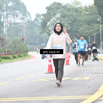 Runner Photo 7038997