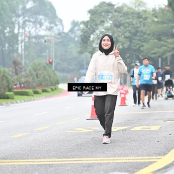 Runner Photo 7039000