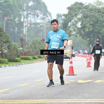 Runner Photo 7039024