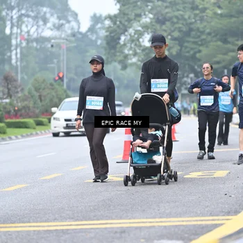 Runner Photo 7039031