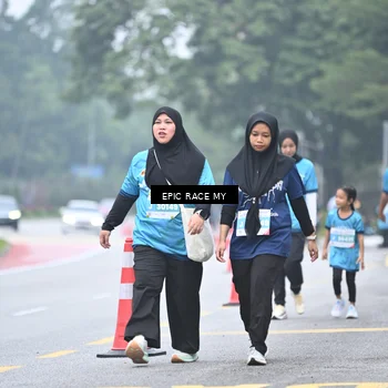 Runner Photo 7039086