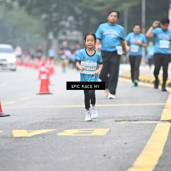 Runner Photo 7039102
