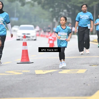 Runner Photo 7039108