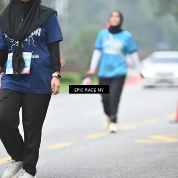 Runner Photo 7039112