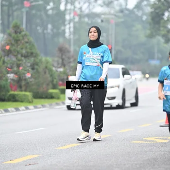 Runner Photo 7039114