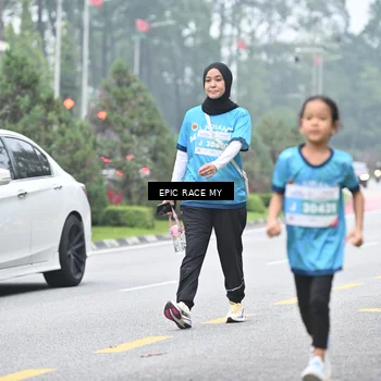 Runner Photo 7039120