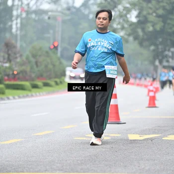 Runner Photo 7039127