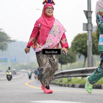 Runner Photo 7039128