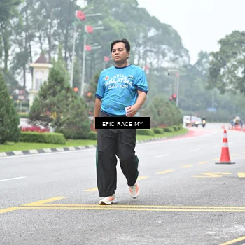 Runner Photo 7039148