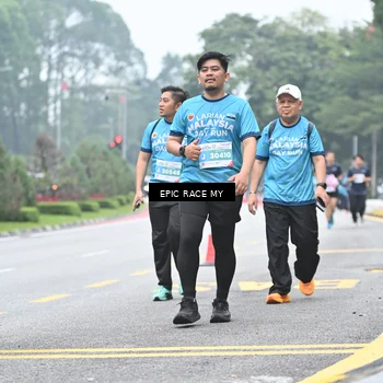 Runner Photo 7039151