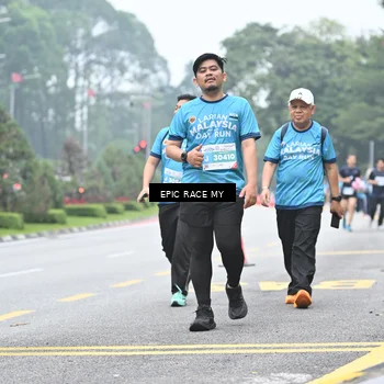Runner Photo 7039158
