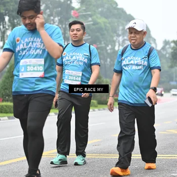 Runner Photo 7039165