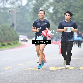 Runner Photo 7039172