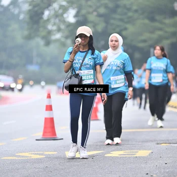 Runner Photo 7039208