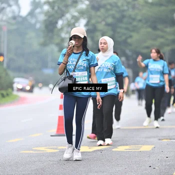 Runner Photo 7039209