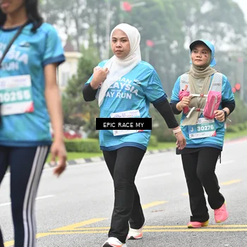 Runner Photo 7039219