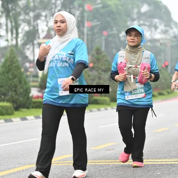 Runner Photo 7039220