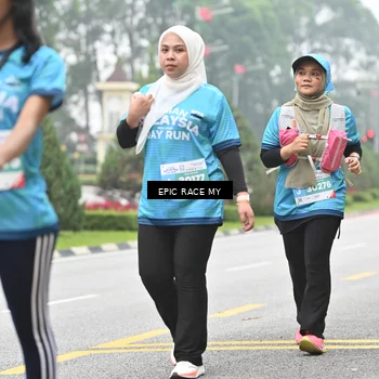 Runner Photo 7039221