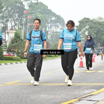Runner Photo 7039225