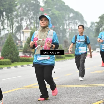 Runner Photo 7039226