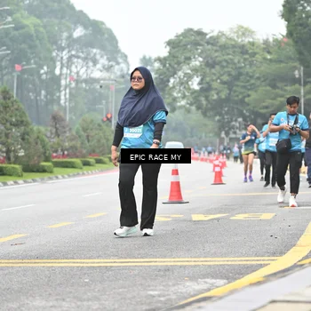 Runner Photo 7039232