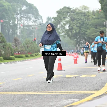 Runner Photo 7039234