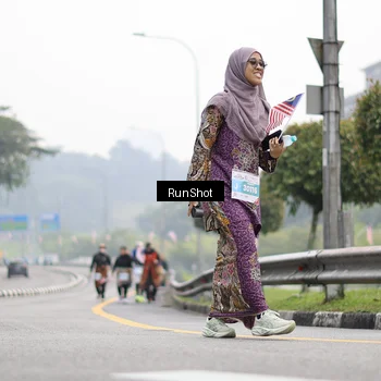 Runner Photo 7039240