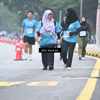 Runner Photo 7039254