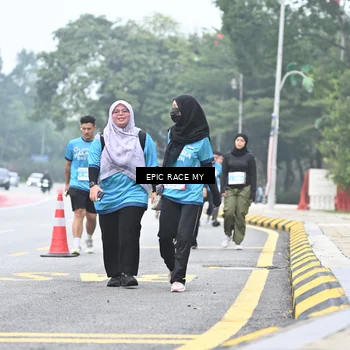 Runner Photo 7039266